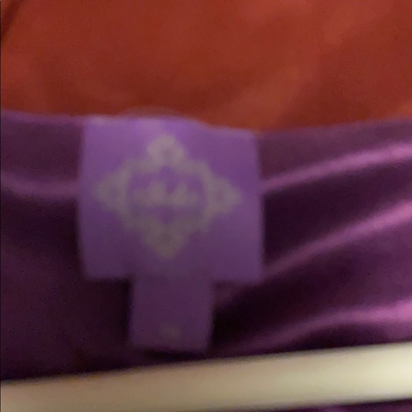 Knee-Length Dress - Picture 3 of 3